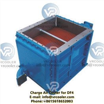 Chladič plniaceho vzduchu pre lokomotívy